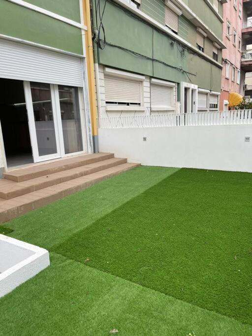 Lovely 2 Bedroom Apartment In South Lisbon Barreiro  Exteriör bild